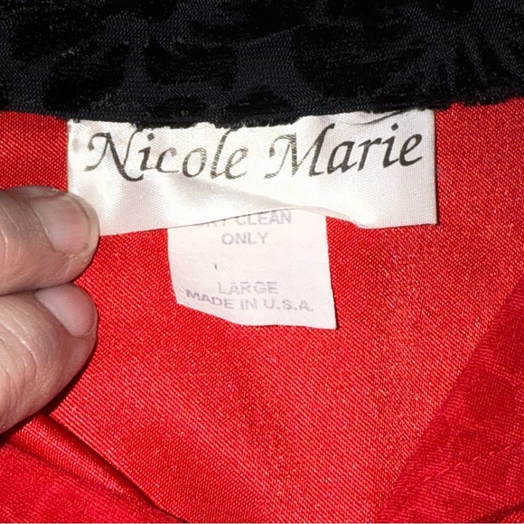 Nicole Marie Red Cardigan Black Lace Trim Button Front Vintage Chic - Picture 7 of 9